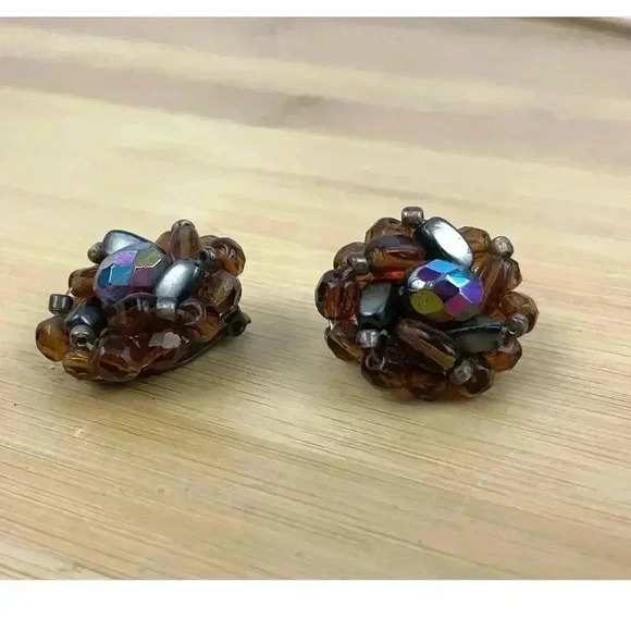 VTG Glass Bead Cluster Clip On Earrings Brass West Germany Iridescent - Picture 8 of 13
